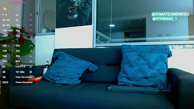 Snapshot of MattMeness chatting on October 2025 09:09:02 AM MattMeness online show from October 2025 09:09:02 AM