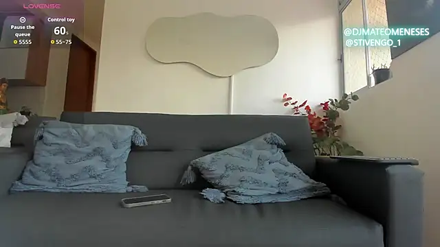 Snapshot of MattMeness chatting on November 2025 10:19:01 PM MattMeness online show from November 2025 10:19:01 PM