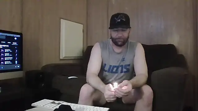 Edward LongCock online show from April 2026 04:49:01 AM