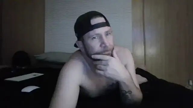 Edward LongCock online show from May 2026 05:18:02 AM