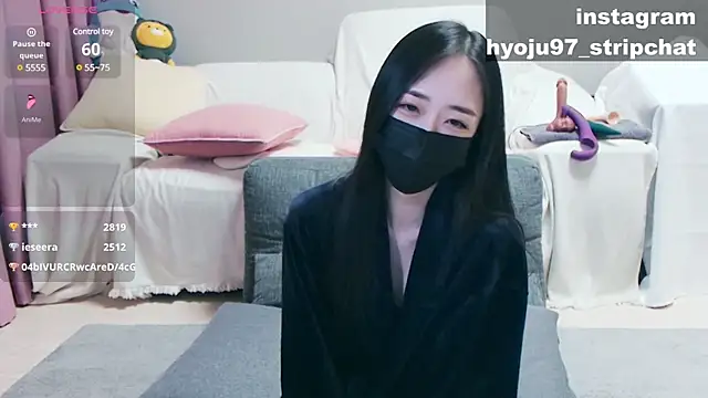 Snapshot of hyoju97 chatting on February 2025 04:49:02 PM hyoju97 online show from February 2025 04:49:02 PM