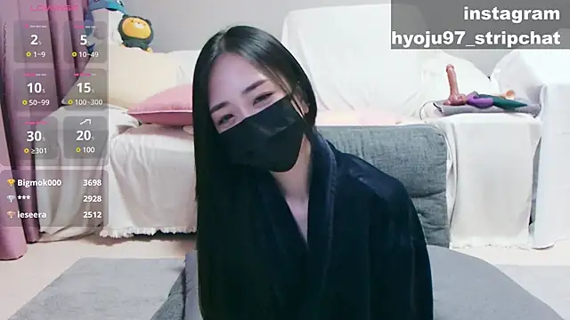 Snapshot of hyoju97 chatting on February 2025 07:53:01 PM hyoju97 online show from February 2025 07:53:01 PM