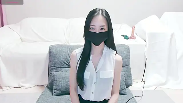 Snapshot of hyoju97 chatting on February 2025 08:39:02 AM hyoju97 online show from February 2025 08:39:02 AM