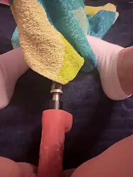 luisa1 online show from February 2026 07:43:01 PM