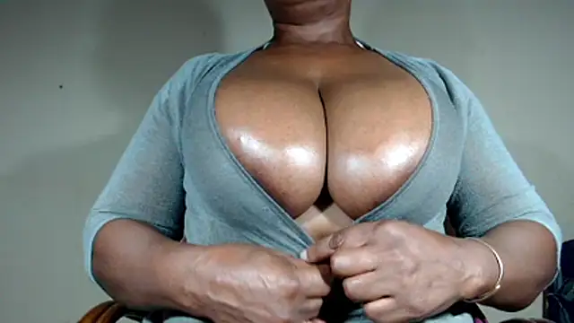 boobassymom online show from March 2026 07:05:02 PM