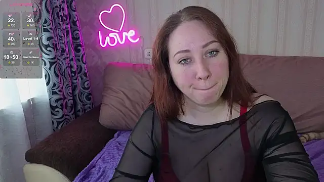 KellyCrystall online show from April 2026 02:24:02 AM