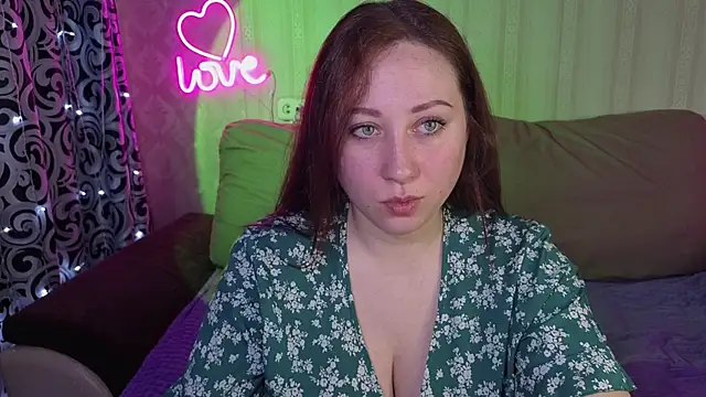 KellyCrystall online show from March 2026 07:17:01 AM