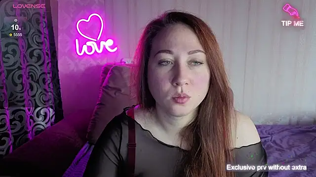 KellyCrystall online show from November 2025 03:24:02 AM