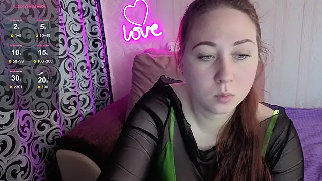 KellyCrystall online show from October 2025 09:34:02 AM