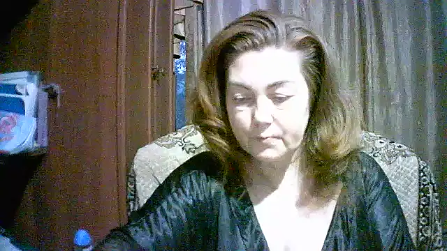 Snapshot of Madame-Butterfly chatting on October 2025 12:39:01 PM Madame-Butterfly online show from October 2025 12:39:01 PM