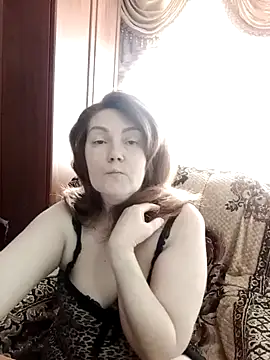 Snapshot of Madame-Butterfly chatting on March 2025 09:46:01 AM Madame-Butterfly online show from March 2025 09:46:01 AM
