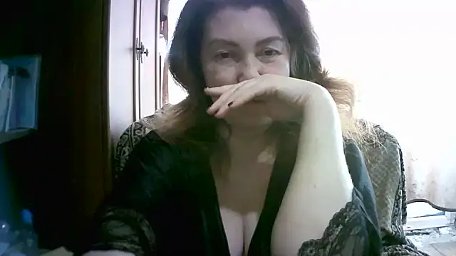 Snapshot of Madame-Butterfly chatting on September 2025 11:04:01 AM Madame-Butterfly online show from September 2025 11:04:01 AM