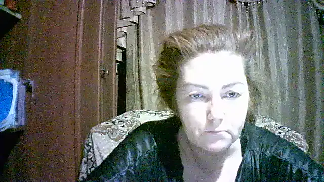 Snapshot of Madame-Butterfly chatting on October 2025 01:34:01 PM Madame-Butterfly online show from October 2025 01:34:01 PM