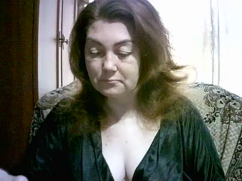 Snapshot of Madame-Butterfly chatting on September 2025 05:22:01 AM Madame-Butterfly online show from September 2025 05:22:01 AM
