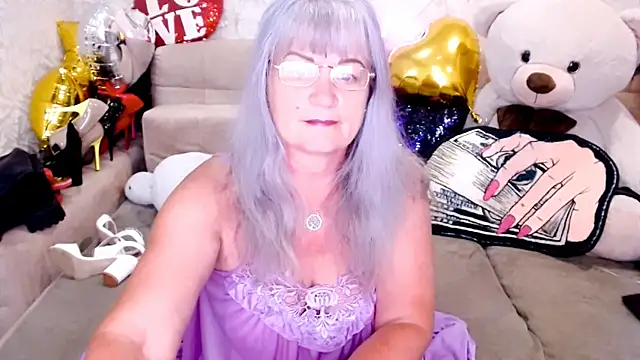 Snapshot of SiberiabBerry chatting on June 2026 11:04:01 PM SiberiabBerry online show from June 2026 11:04:01 PM