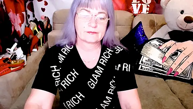 SiberiabBerry online show from April 2026 09:32:02 PM