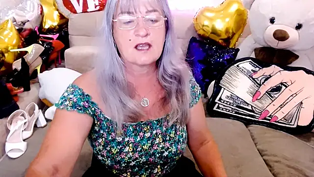 Snapshot of SiberiabBerry chatting on June 2026 12:49:01 AM SiberiabBerry online show from June 2026 12:49:01 AM