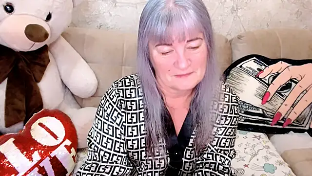 SiberiabBerry online show from November 2025 03:01:02 PM