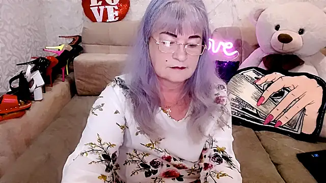 SiberiabBerry online show from May 2026 08:40:01 PM