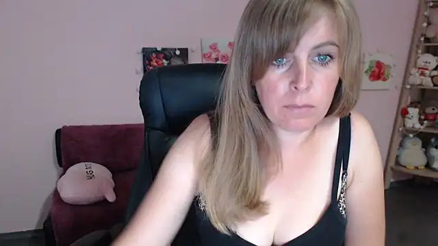 Hot Milady online show from June 2026 07:41:01 AM