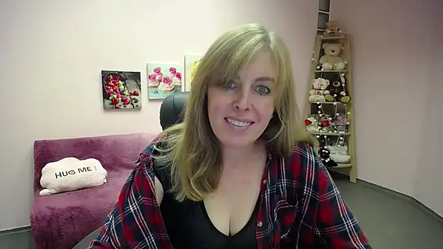 Hot Milady online show from October 2025 07:46:02 AM