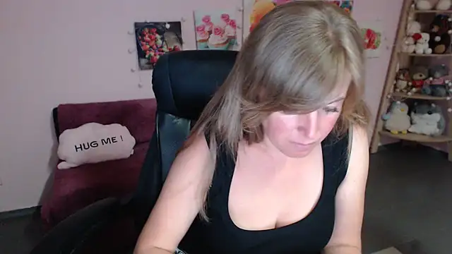 Hot Milady online show from July 2026 07:19:02 AM