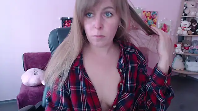 Hot Milady online show from May 2026 07:22:01 AM
