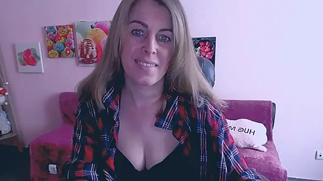 Hot Milady online show from March 2025 08:19:02 AM