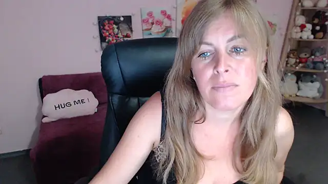 Hot Milady online show from July 2026 07:53:01 AM