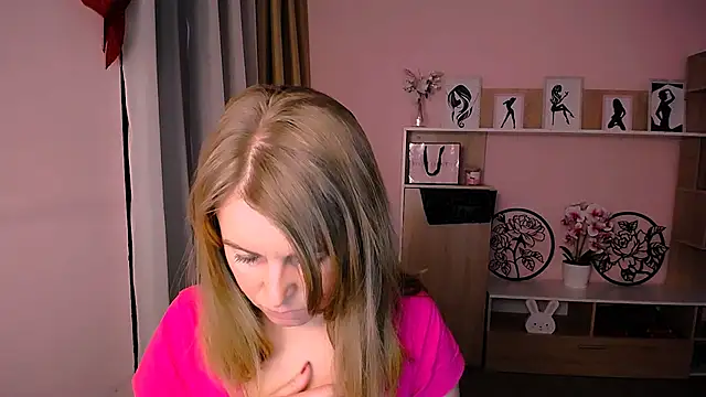 Hot Milady online show from January 2025 08:11:02 AM