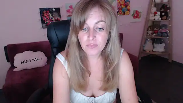 Hot Milady online show from July 2026 07:29:01 AM