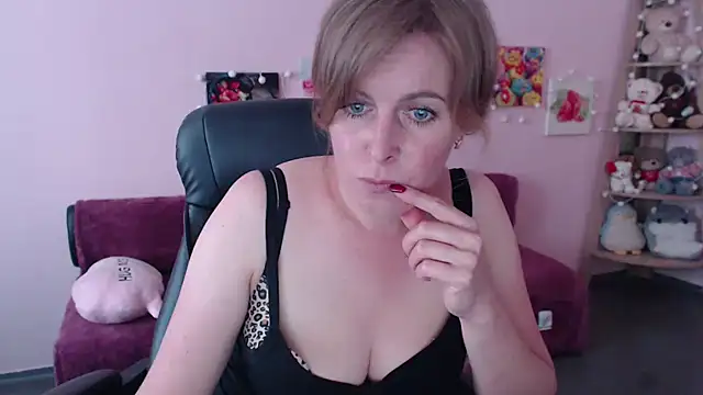 Hot Milady online show from May 2026 07:50:02 AM