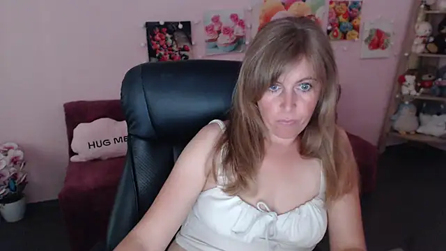 Hot Milady online show from July 2026 07:26:01 AM