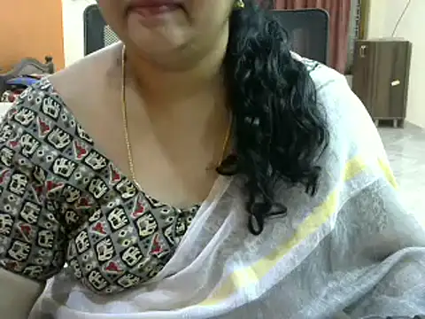 Snapshot of Naughty_Nityaa chatting on February 2025 05:23:02 PM Naughty Nityaa online show from February 2025 05:23:02 PM
