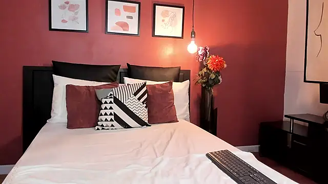 gabby london online show from January 2025 05:53:01 PM