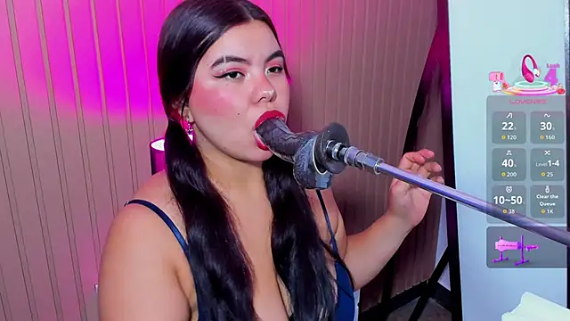 klhoe boobs online show from May 2026 04:16:01 AM