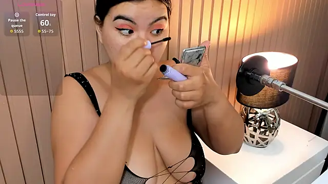 Snapshot of klhoe_boobs chatting on November 2025 03:33:02 AM klhoe boobs online show from November 2025 03:33:02 AM