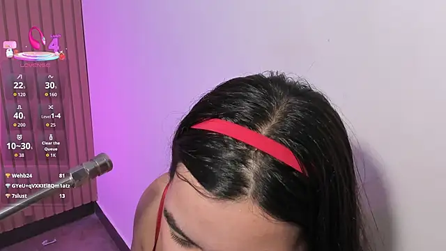 klhoe boobs online show from July 2026 03:34:01 AM