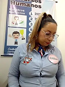 Katalina S3xy online show from October 2025 12:28:01 PM