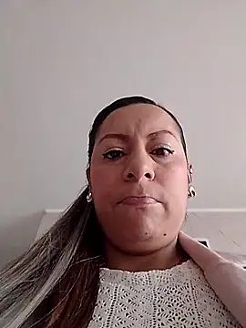 Katalina S3xy online show from November 2025 12:37:01 PM