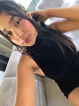 Snapshot of Mariangel_11 chatting on May 2026 02:13:02 PM Mariangel 11 online show from May 2026 02:13:02 PM