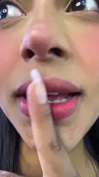 Snapshot of Mariangel_11 chatting on April 2026 02:03:02 PM Mariangel 11 online show from April 2026 02:03:02 PM