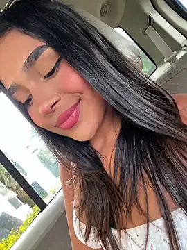 Snapshot of Mariangel_11 chatting on May 2026 02:12:02 PM Mariangel 11 online show from May 2026 02:12:02 PM