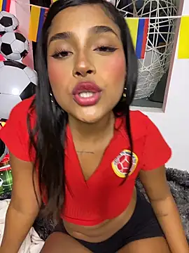 Snapshot of Mariangel_11 chatting on June 2026 02:53:01 AM Mariangel 11 online show from June 2026 02:53:01 AM