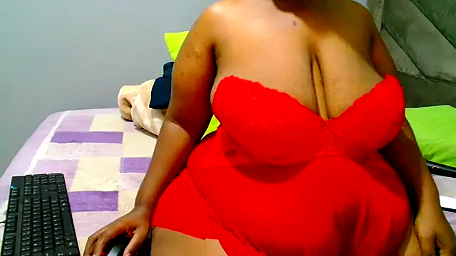 Snapshot of Hips2seyy86 chatting on October 2025 09:34:02 PM Hips2seyy86 online show from October 2025 09:34:02 PM