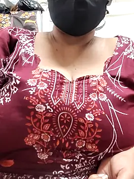 zeepe19 online show from December 2025 07:01:01 PM