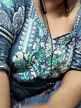 Snapshot of zeepe19 chatting on July 2026 07:25:01 PM zeepe19 online show from July 2026 07:25:01 PM