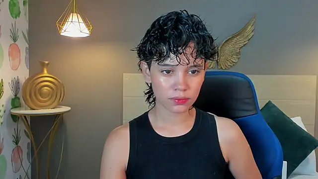 fernanda indie online show from February 2025 12:04:01 PM