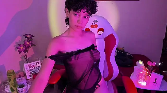 fernanda indie online show from February 2025 05:23:02 PM