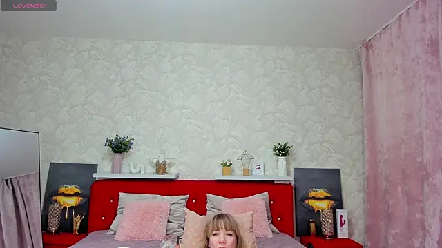 KattyPeachX online show from June 2026 01:05:01 AM